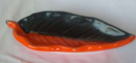 Coupelle en forme de feuille